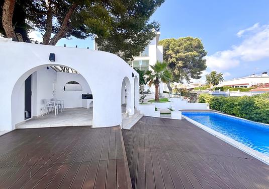 Villa in Los Balcones