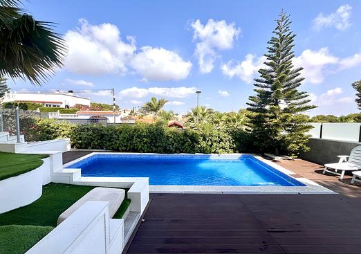 Villa in Los Balcones