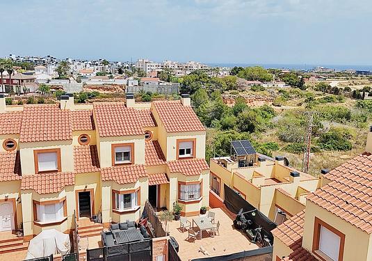 Town house in Cabo Roig