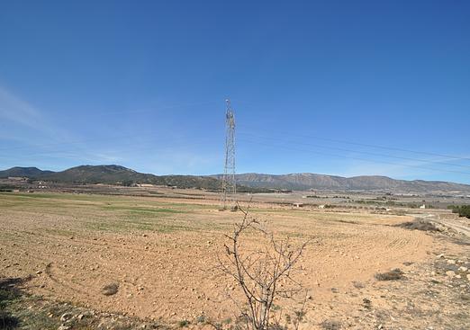 Land in Salinas
