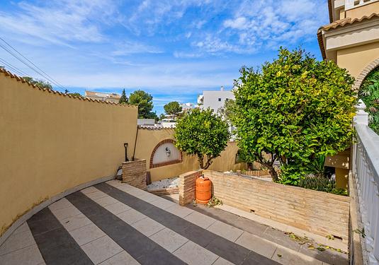 Villa in Orihuela Costa