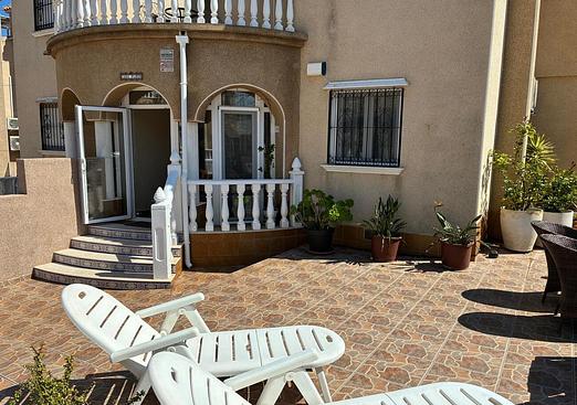 Quad villa in Las Filipinas