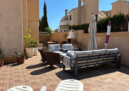 Quad villa in Las Filipinas
