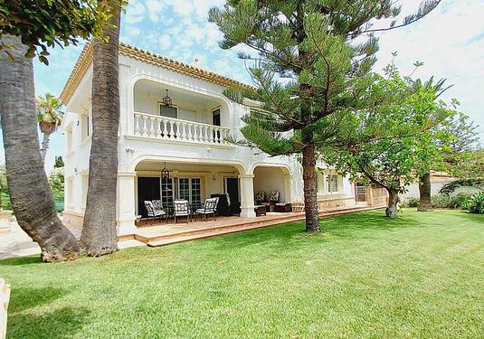 Villa in Orihuela Costa