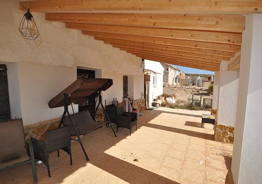 Country house in Torre Del Rico