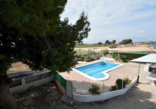 Villa in Guardamar del Segura