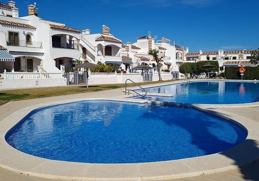 Apartment in Villamartin