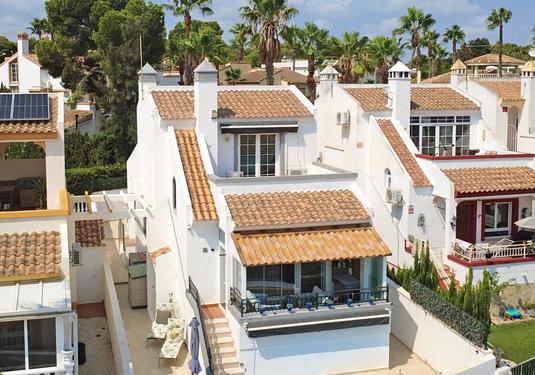 Villa in Orihuela Costa