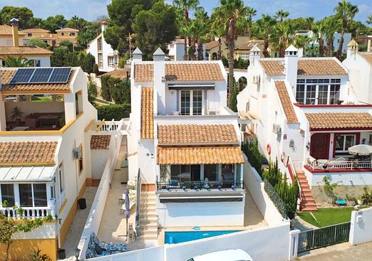 Villa in Orihuela Costa