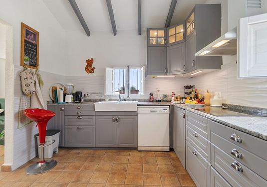 Country house in Dolores