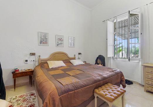 Country house in Dolores