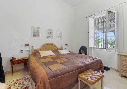 Country house in Dolores