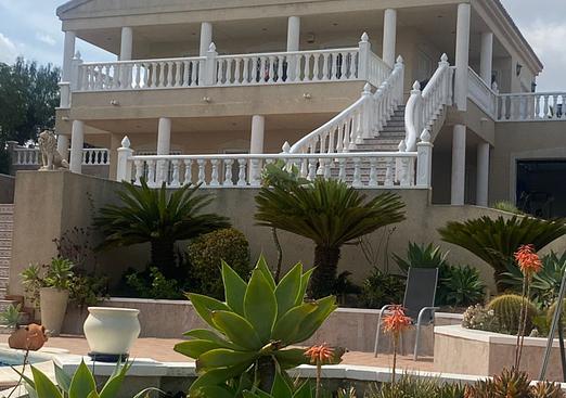 Villa in Algorfa