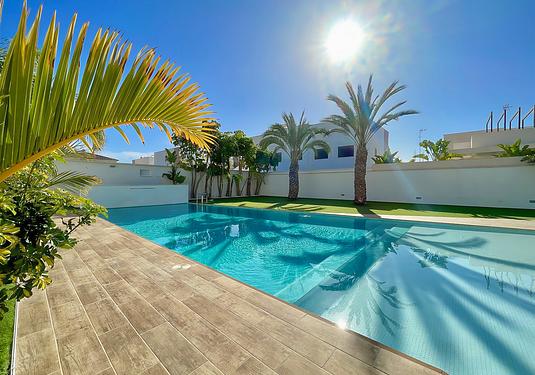Apartment in Pilar de La Horadada