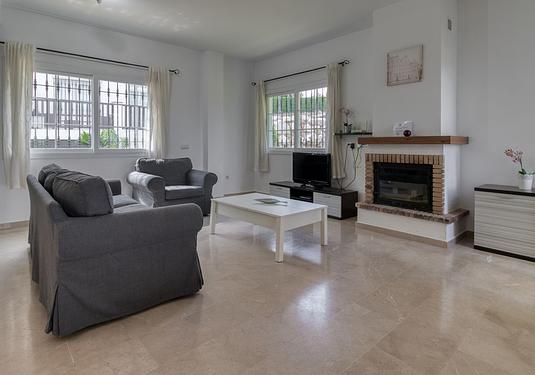Villa in Lauro Golf