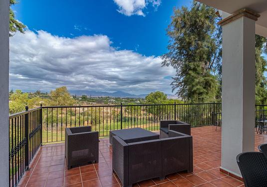Villa in Lauro Golf