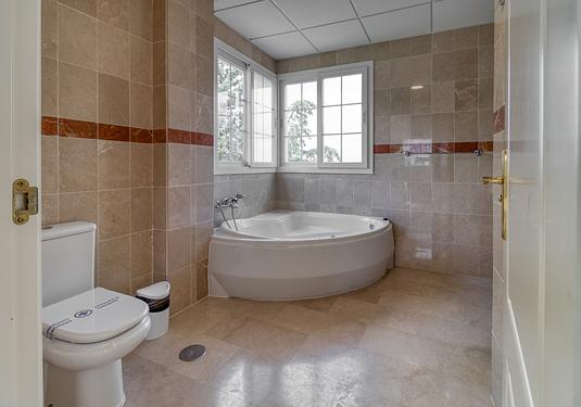 Villa in Lauro Golf