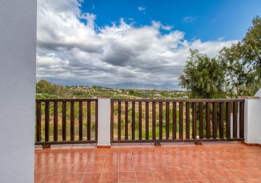 Villa in Lauro Golf