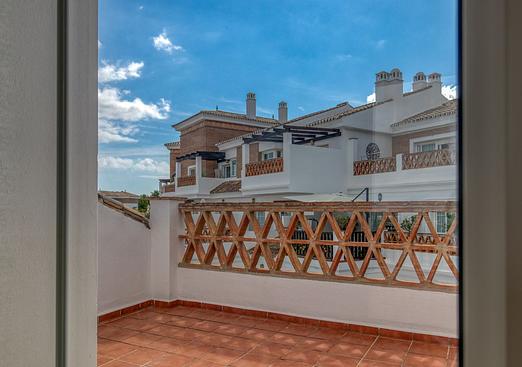 Villa in Lauro Golf