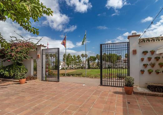 Villa in Lauro Golf