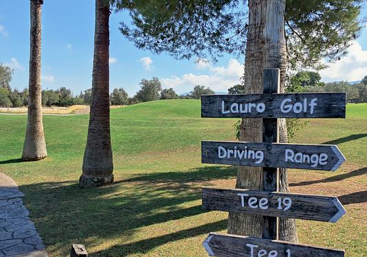 Villa in Lauro Golf