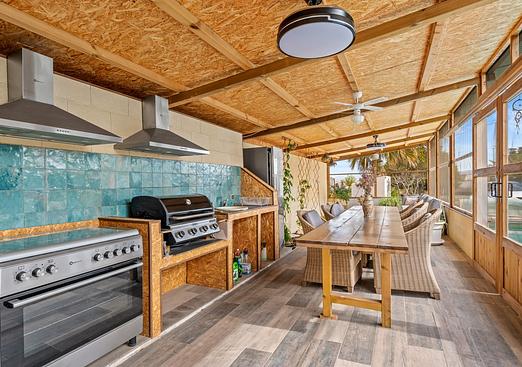 Country house in El Esparragal