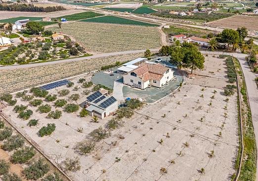 Country house in El Esparragal