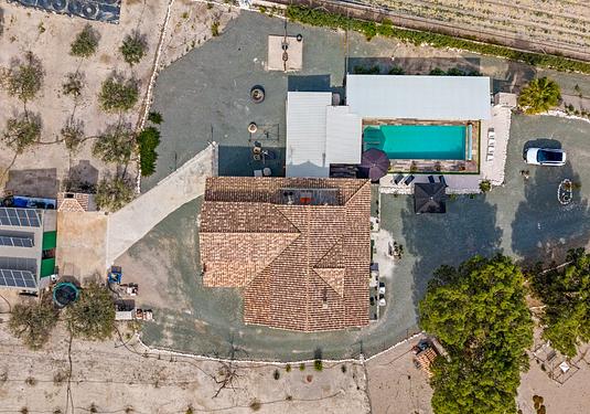 Country house in El Esparragal