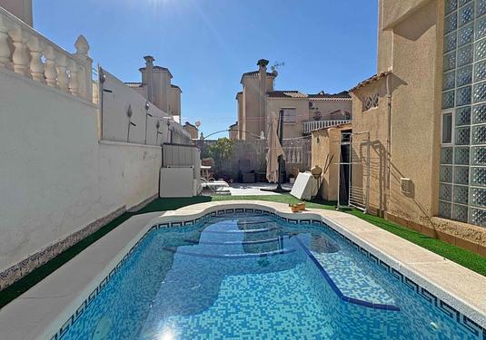 Town house in Orihuela Costa