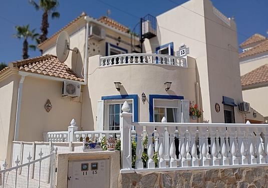 Villa in Villamartin