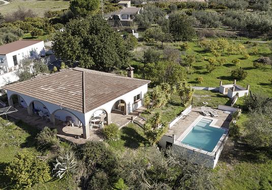 Villa in Alcaucín