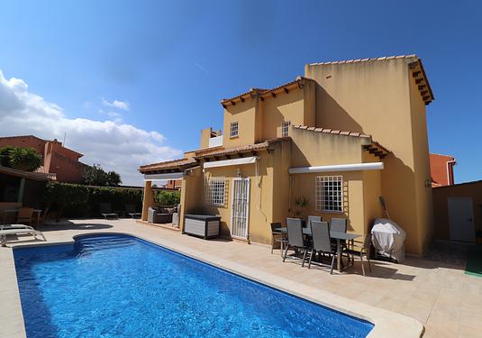 Villa in Fortuna
