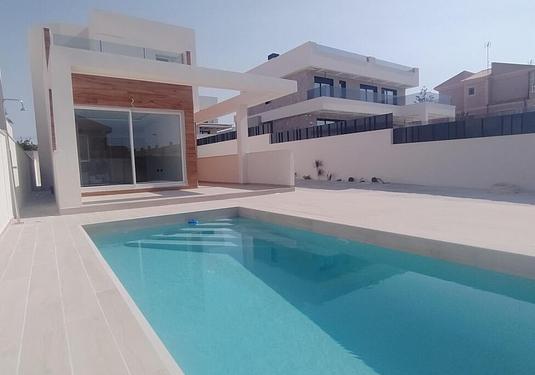 Villa penthouse in Torrevieja