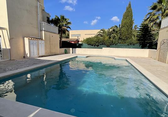 Town house in Cala Murada