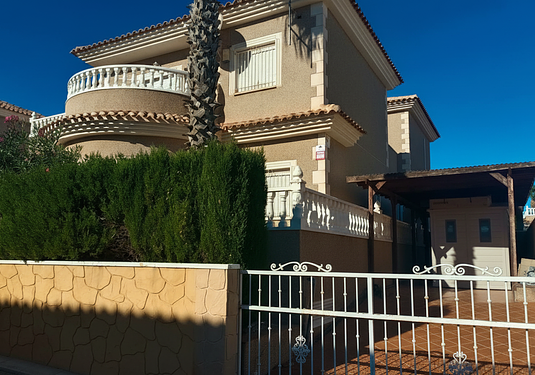 Villa in Los Balcones