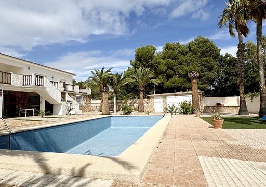 Villa in Orihuela Costa