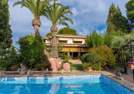 Villa in Alicante