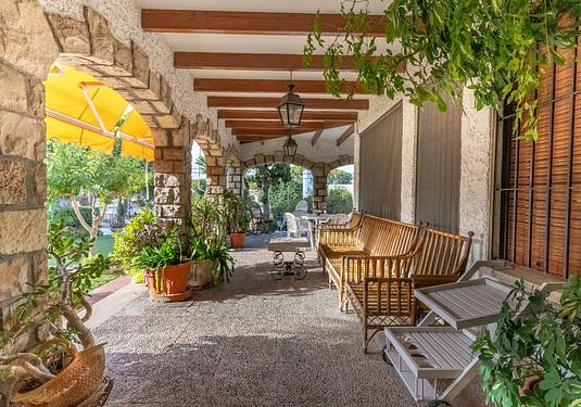 Villa in Alicante
