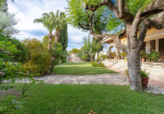 Villa in Alicante