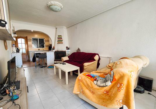 Town house in San Miguel de Salinas