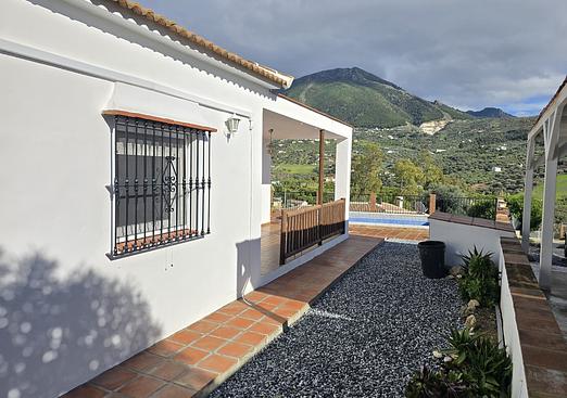 Villa in Alcaucín