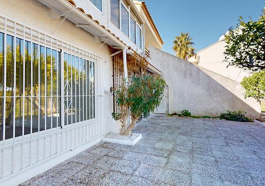 Apartment in Orihuela Costa