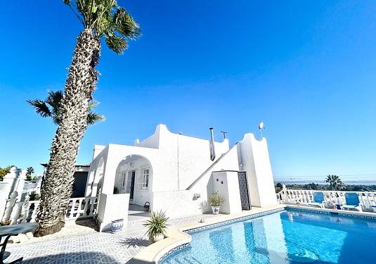 Villa in Villamartin