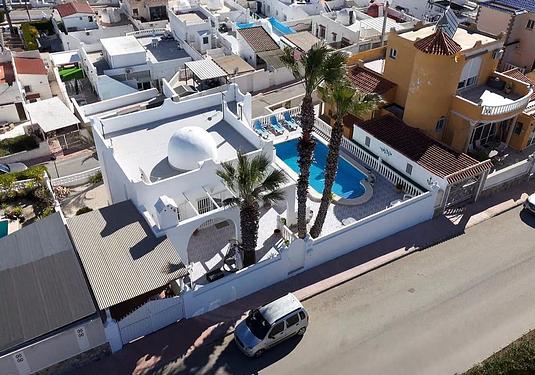 Villa in Villamartin