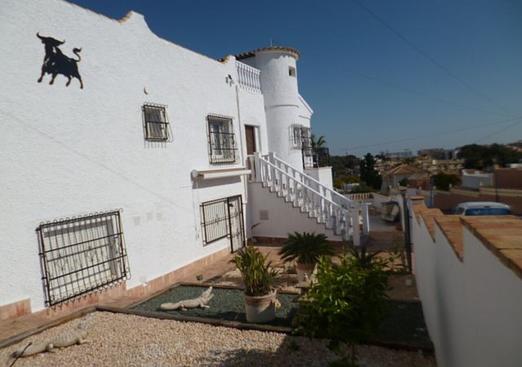 Villa in Villamartin