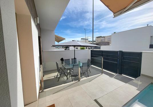 Town house in Daya Vieja