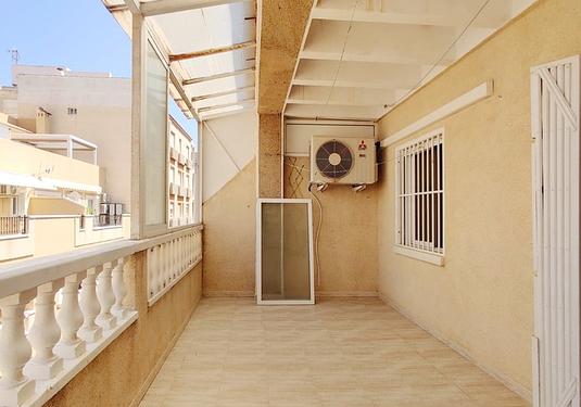 Apartment penthouse in Torrevieja