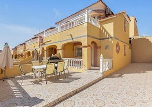 Semi detached in Orihuela Costa