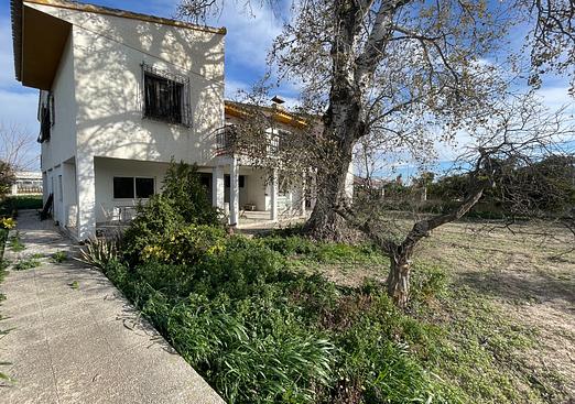 Villa in Benejuzar