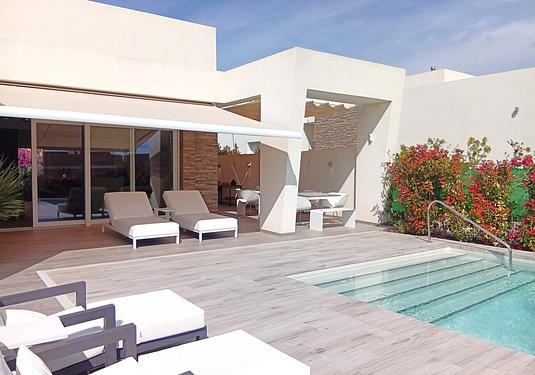 Villa in Algorfa